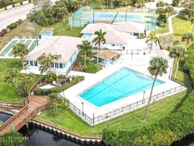 1500 NE 13th Ter UNIT G5