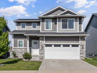 2000 NE Heritage Dr