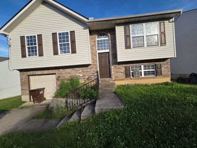 1133 Fallbrook Dr