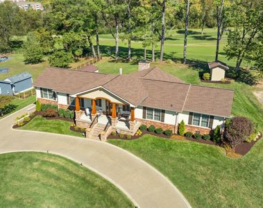 152 Fairways Dr