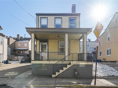 327-329 Ella St