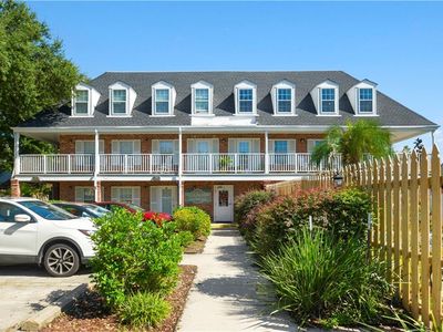 818 Moss St APT 104