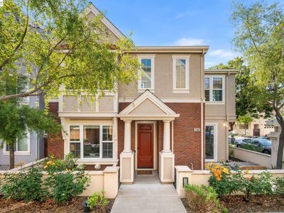 4386 Laird Cir