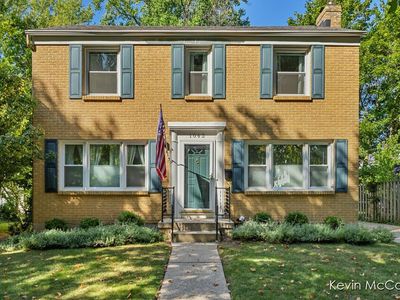 1043 Floral Ave SE