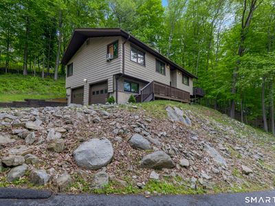 Property at 41 Elbow Hill Road, Brookfield, CT