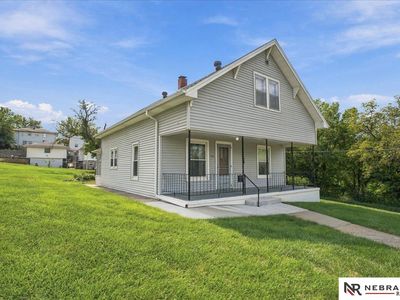 1519 2nd Ave