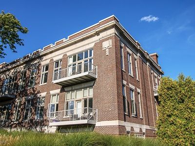 1000 2nd St UNIT 305