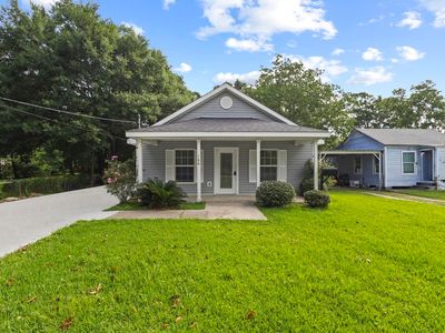 166 Hilldale Dr