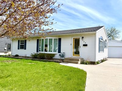 Property at 225 Sunrise Blvd, Redwood Falls, MN