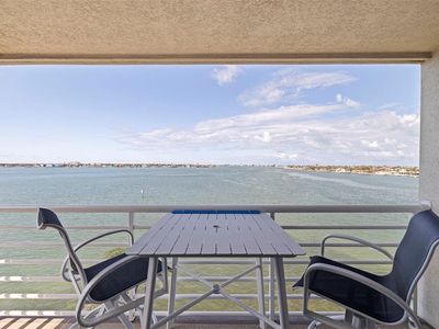 6105 Bahia Del Mar Cir APT 683