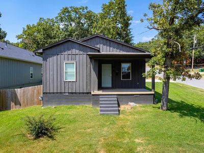 7800 Iowa Dr