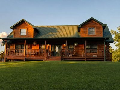 1116 Broadleaf Rd