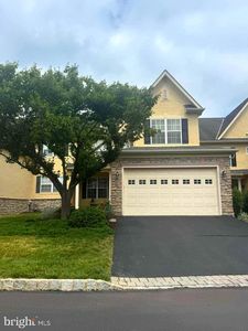 562 Farmdale Cir
