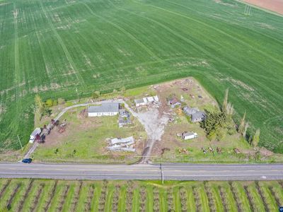 4065 Perrydale Rd
