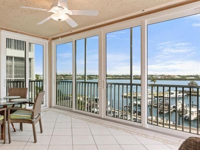 1260 Dolphin Bay Way APT 404