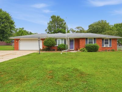 5670 S Rowena Ct