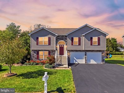 259 Melville Dr