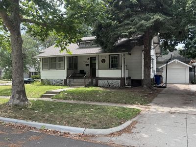 2100 8th Ave