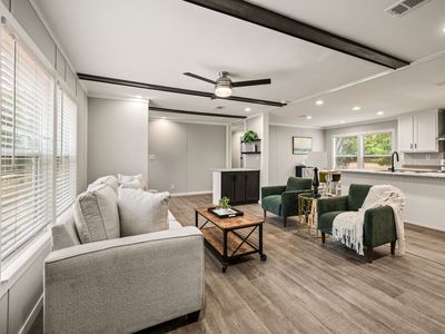1023 Cary Ln
