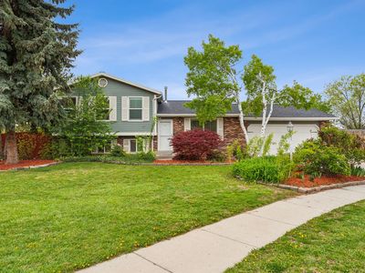 8948 S Buckingham Ct