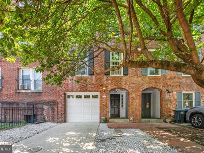 413 D St SE