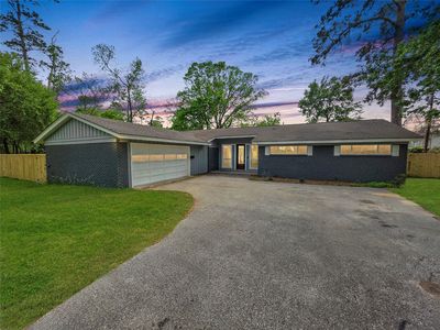 910 Royal Oak Dr