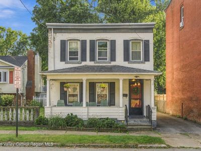 209 Gidney Avenue
