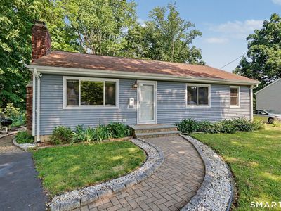 11-A Greenlawn Drive