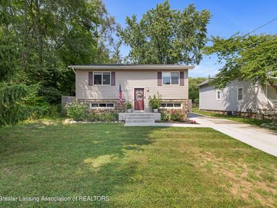 Property at 826 Jones St, Grand Ledge, MI