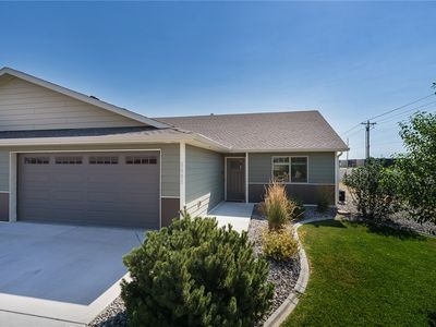 5908 Foxtail Loop W