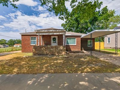 1237 S Maple Ave