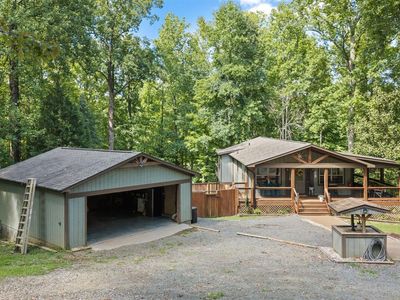 1571 Wayside Farm Rd
