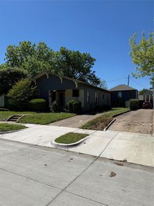 3020 Willing Ave