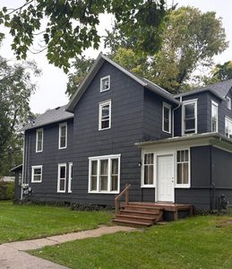 341 E Napier Ave