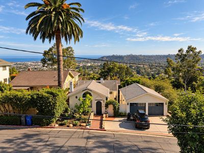 1828 Loma St