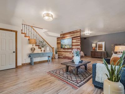35251 Twin Oaks Rd
