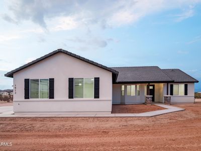 1912 W BROOKE Lane W