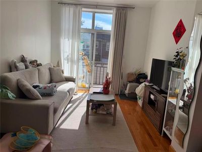 2265 W 7th St APT 2A