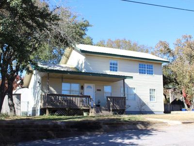 Property at 11004 Elm St, Jonestown, TX
