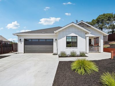 3675 Wyndemere Circle