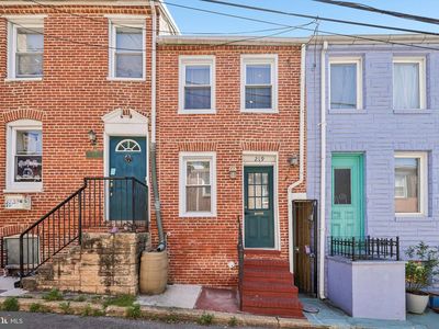 219 S Chapel St