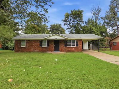 506 E Shelby Dr