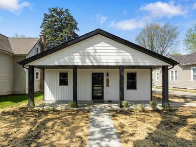 2806 Fox Ave