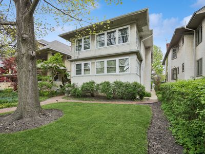 Property at 222 N Lombard Ave, Oak Park, IL