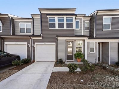 3132 Hutton Gardens Ln