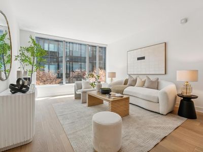 201 Folsom St APT 4F
