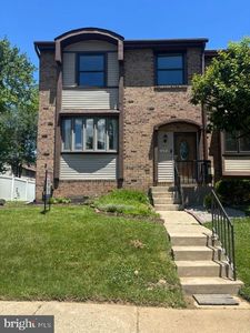 1051 Bolton Ct