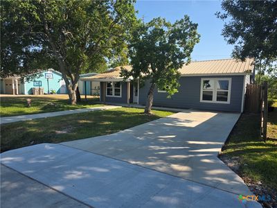 809 W Saint Louis Ave