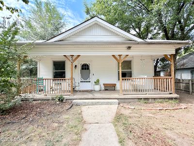 414 S Highland Ave