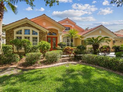 10229 Waterside Oaks Dr